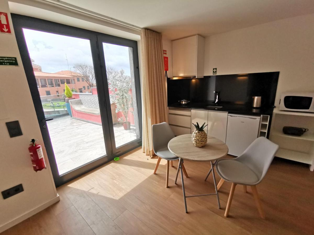Charming Studios In Calheta Beach - Villa Esmeralda Dış mekan fotoğraf