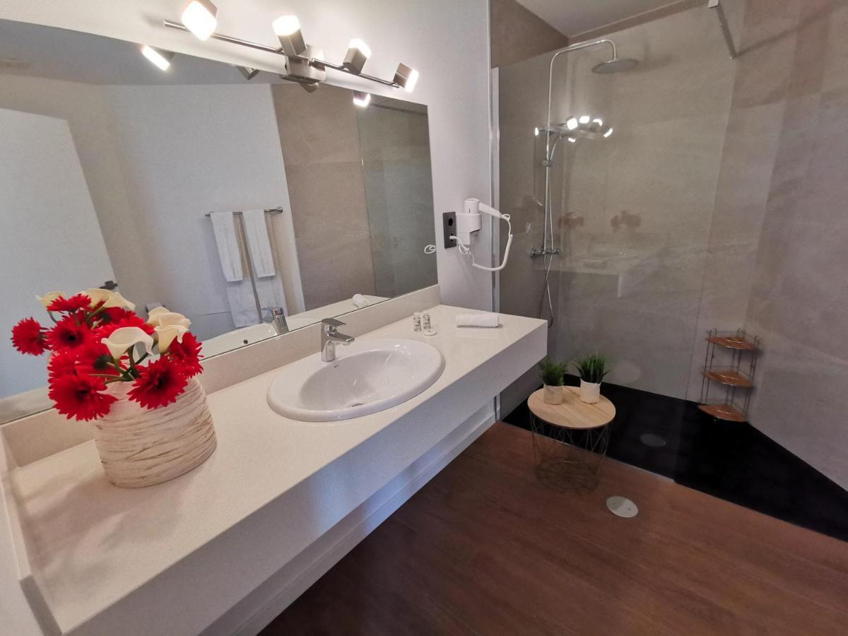 Charming Studios In Calheta Beach - Villa Esmeralda Dış mekan fotoğraf