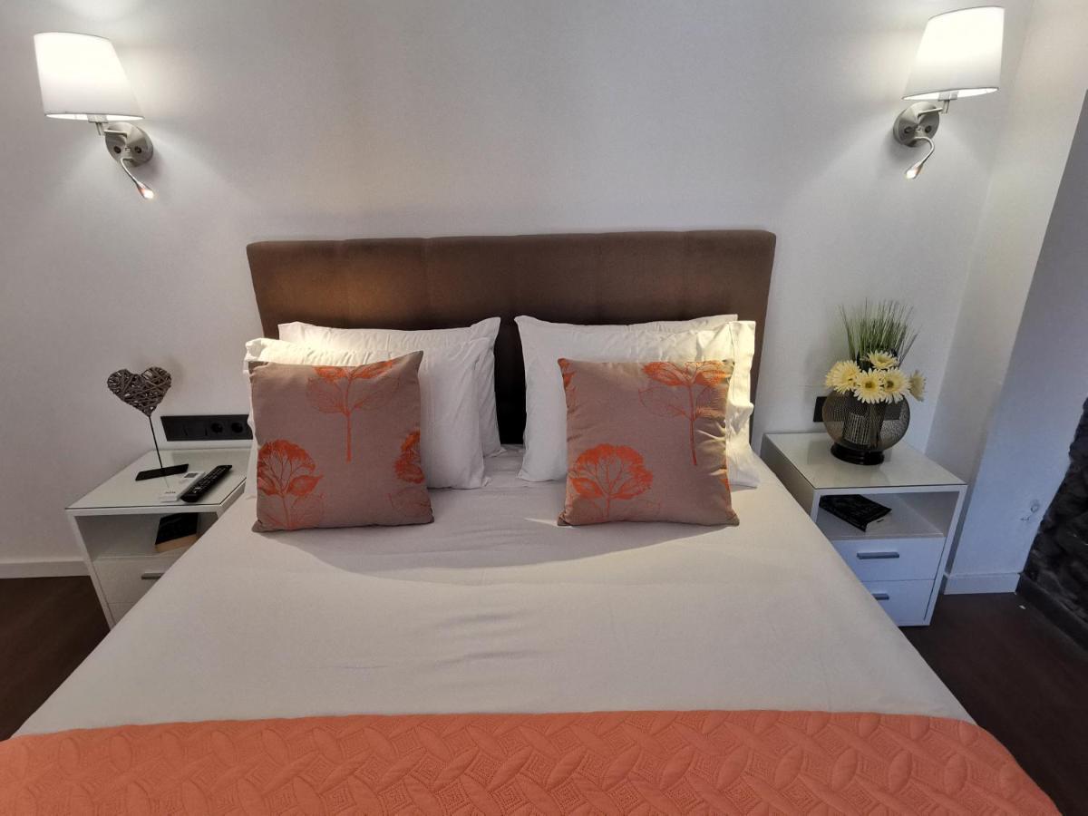 Charming Studios In Calheta Beach - Villa Esmeralda Dış mekan fotoğraf