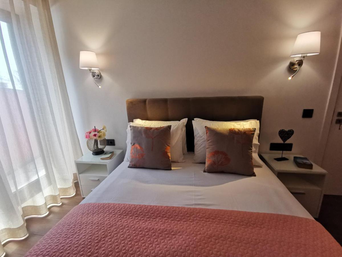 Charming Studios In Calheta Beach - Villa Esmeralda Dış mekan fotoğraf