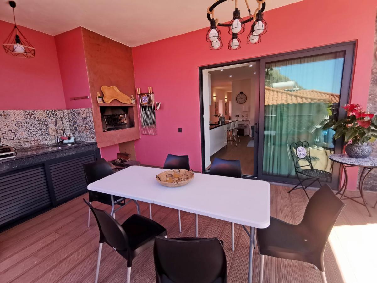 Charming Studios In Calheta Beach - Villa Esmeralda Dış mekan fotoğraf